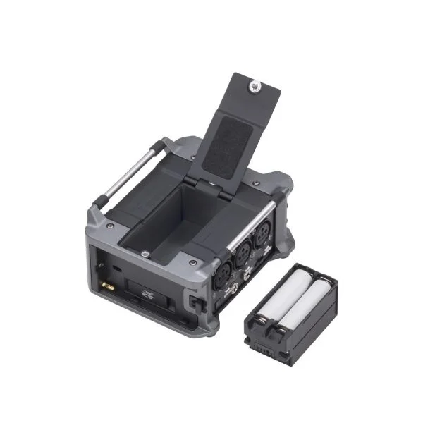 zoom-f6-battery