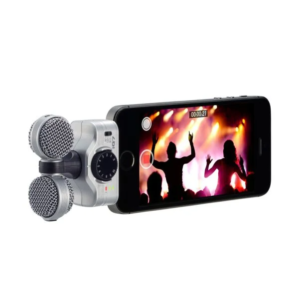 zoom-iq7
