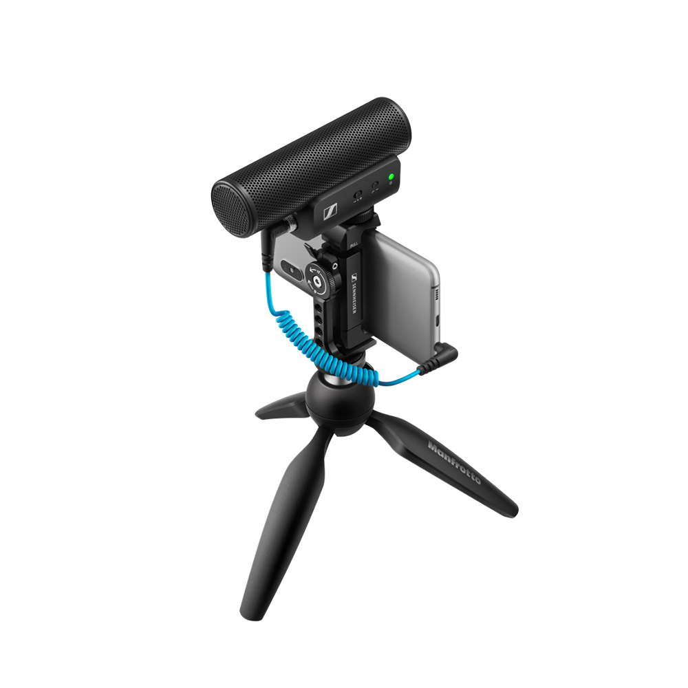 Sennheiser MKE 400 On-camera Shotgun Microphone with Smartphone Clamp and Tripod Stand