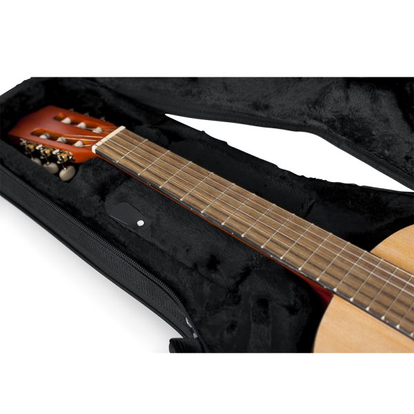 gator-lightweight-classical-guitar-case-5