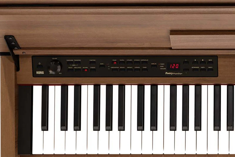 Poetry M product 6 ae71485c 0fce 43d6 ac18 7fa0451bf135